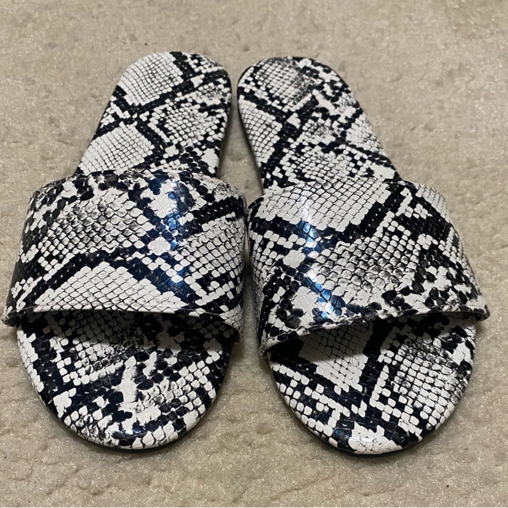 Black and White Snake Print Slide Sandals